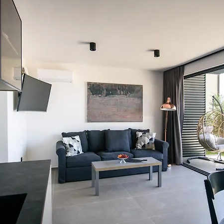 Grey Nest By Duhomes Dubrownik